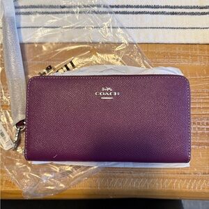NEW NEVER USED | Coach Long Zip Wallet-Plum